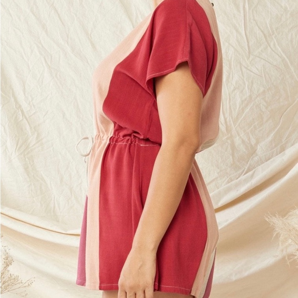 Entro Colorblock Romper - Picture 2 of 5